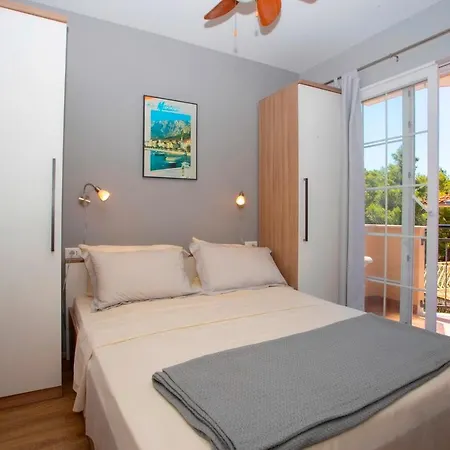 Villla Brigitte 아파트 투체피