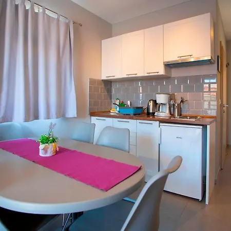 아파트 Villla Brigitte 투체피