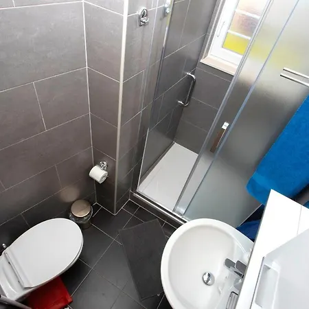 Villla Brigitte 아파트 투체피