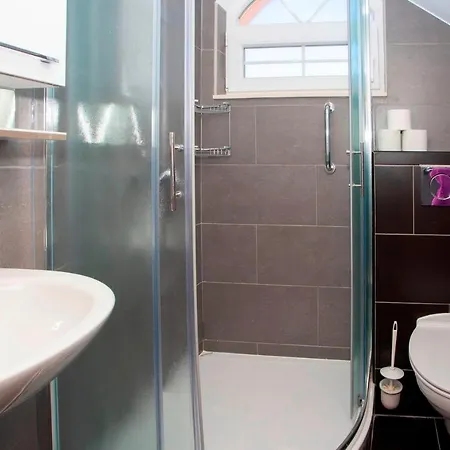 Villla Brigitte 아파트 투체피